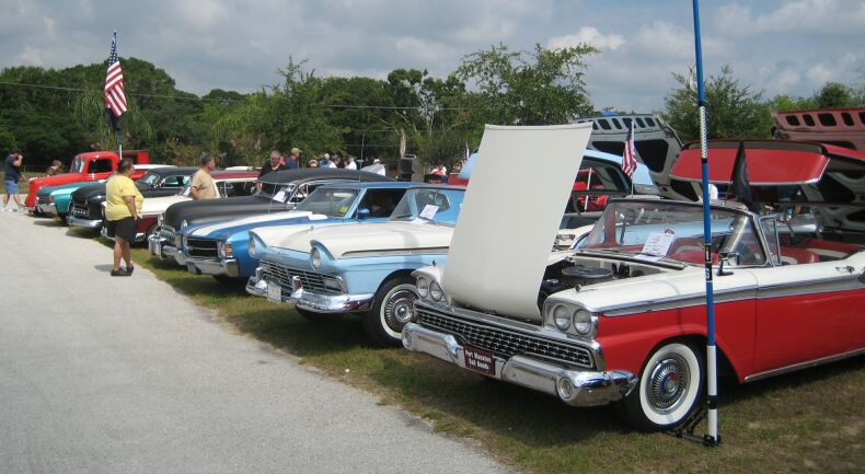 {short description of image}