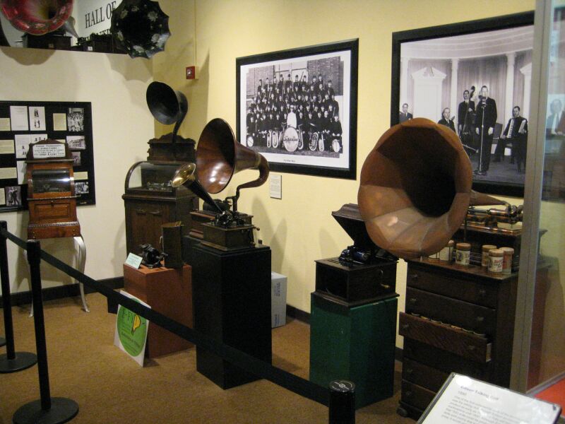 {short description of image}