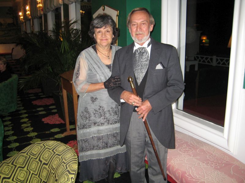 {short description of image}