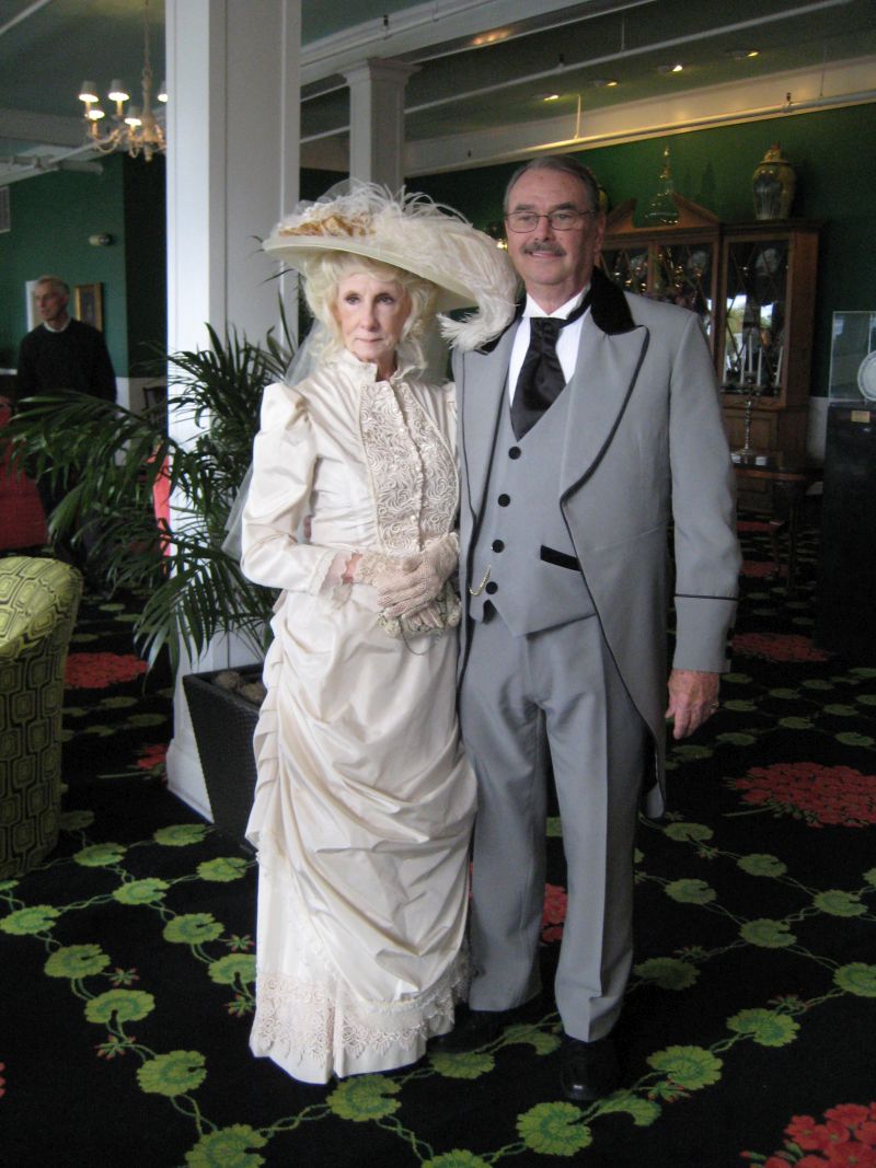 {short description of image}