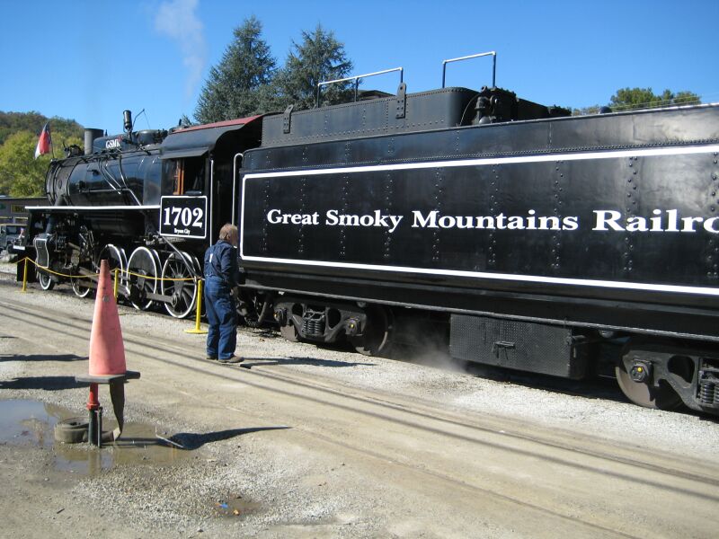 {short description of image}