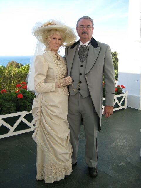 {short description of image}