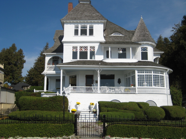 {short description of image}