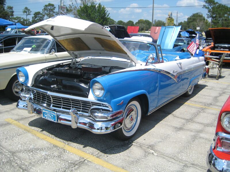 {short description of image}