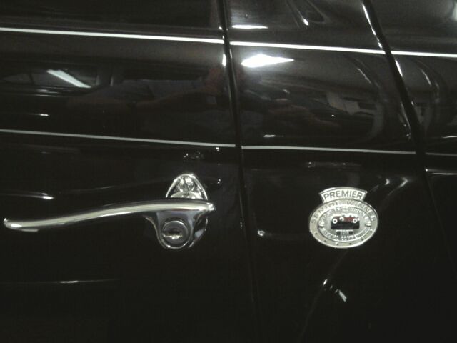 {short description of image}