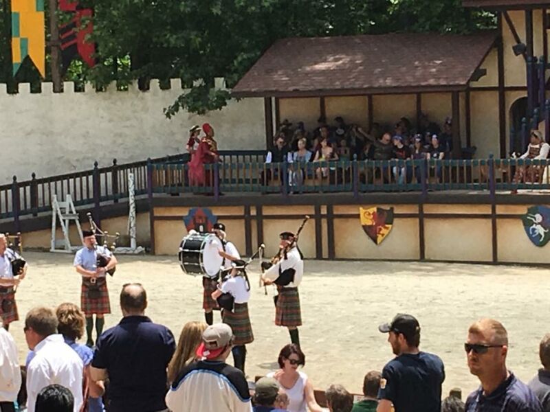 {short description of image}