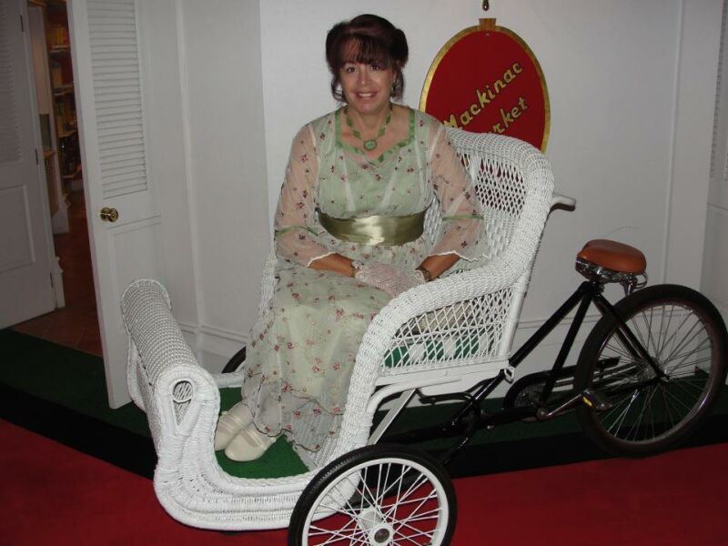 {short description of image}