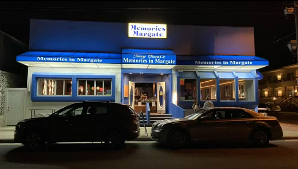 {short description of image}