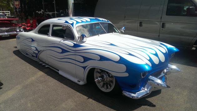 {short description of image}